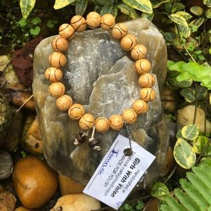 NWT Wooden Beads Bracelet Made in Nairobi by GWV